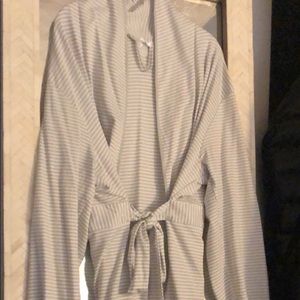 Lake Pajamas Pima Robe in Gray
